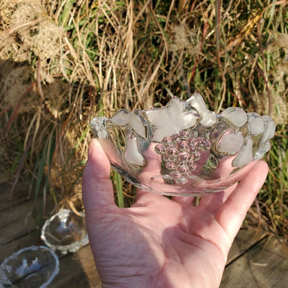 Glass Dish  - Picture 3 of 11